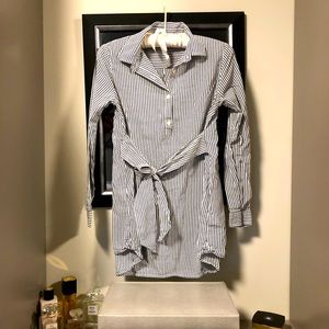 Old Navy Striped Maternity Shirt